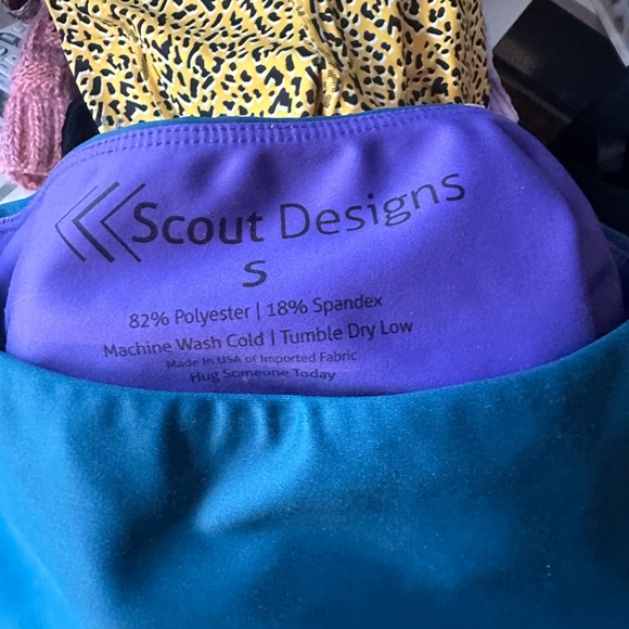 VINTAGE RAINBOW UNITY LEGGINGS - Picture 4 of 7